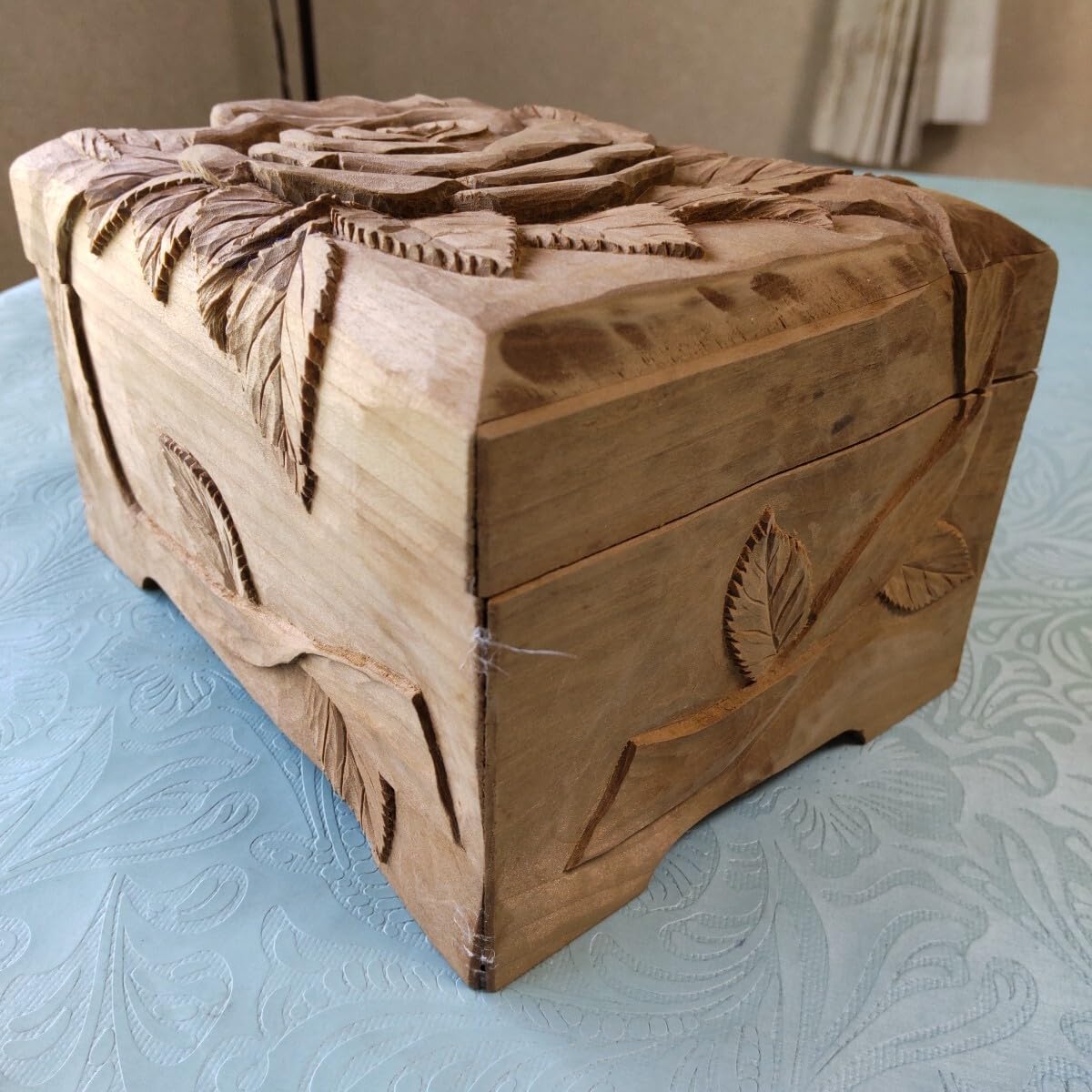 Amazon.co.jp: 木製彫刻 バラ 大輪の花 小物入れ 手彫り 厚み深